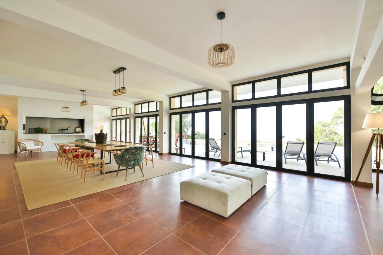 Grande Villa 750 M2 Le Mas Des Chenes 博尔马斯·莱斯·米默萨斯 外观 照片