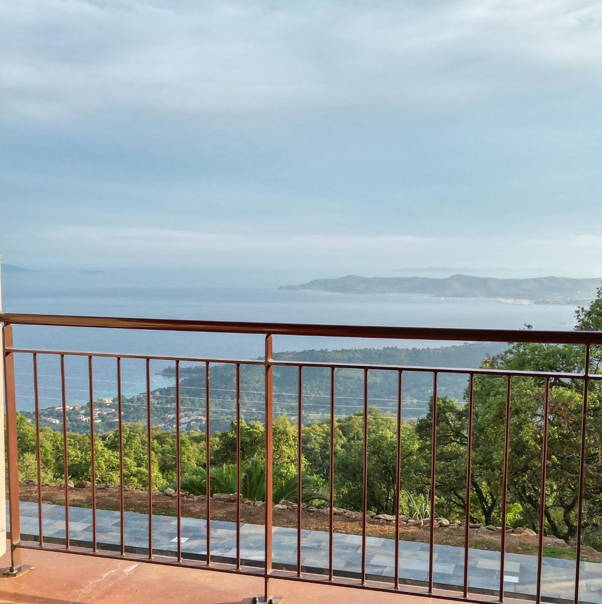 Grande Villa 750 M2 Le Mas Des Chenes 博尔马斯·莱斯·米默萨斯 外观 照片